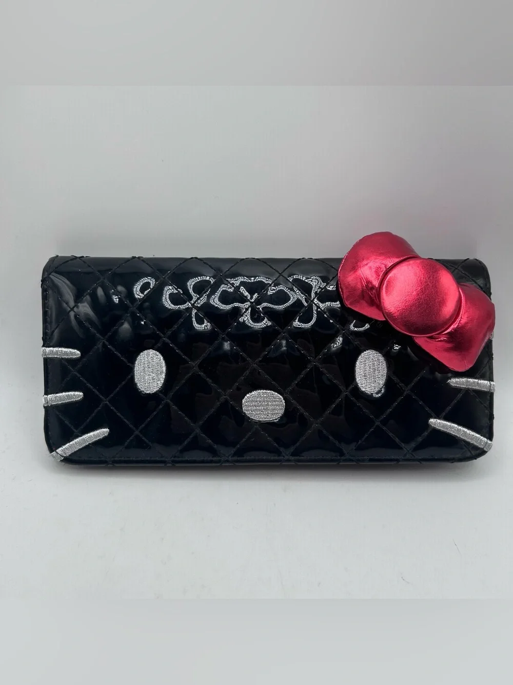 Hello Kitty Loungefly Sanrio Faux Leather Black Trifold Wallet Clutch VTG 2010